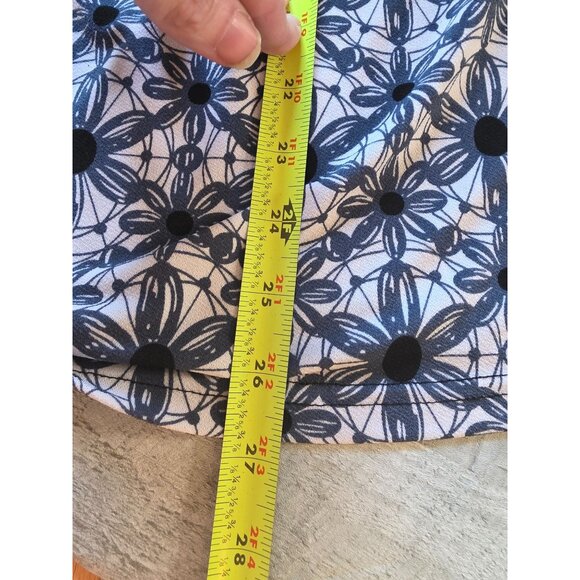 Bob Mackie Wearable Art Womens 1X Floral Long Sleeve Top Blue & White - Picture 6 of 7